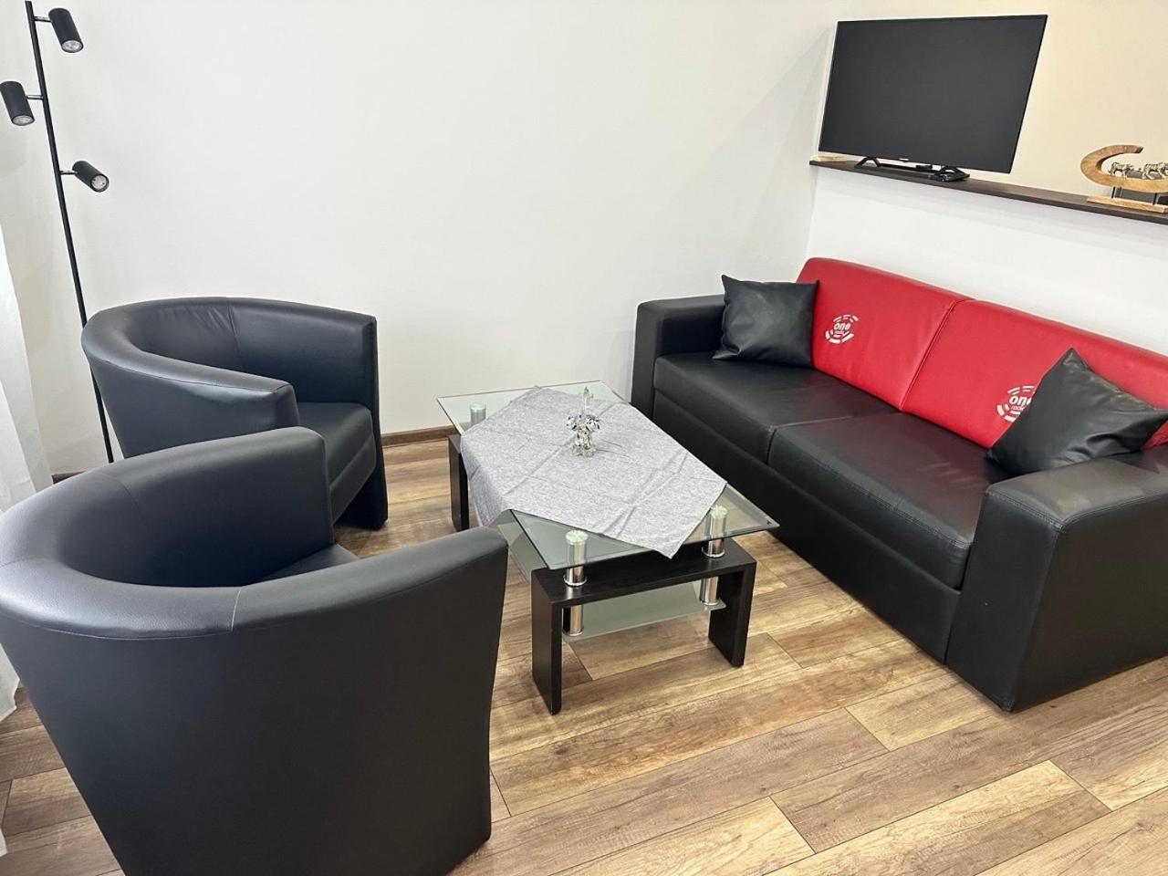 Newly Renovated 2 Rooms Apartment Downtown Litra Dış mekan fotoğraf