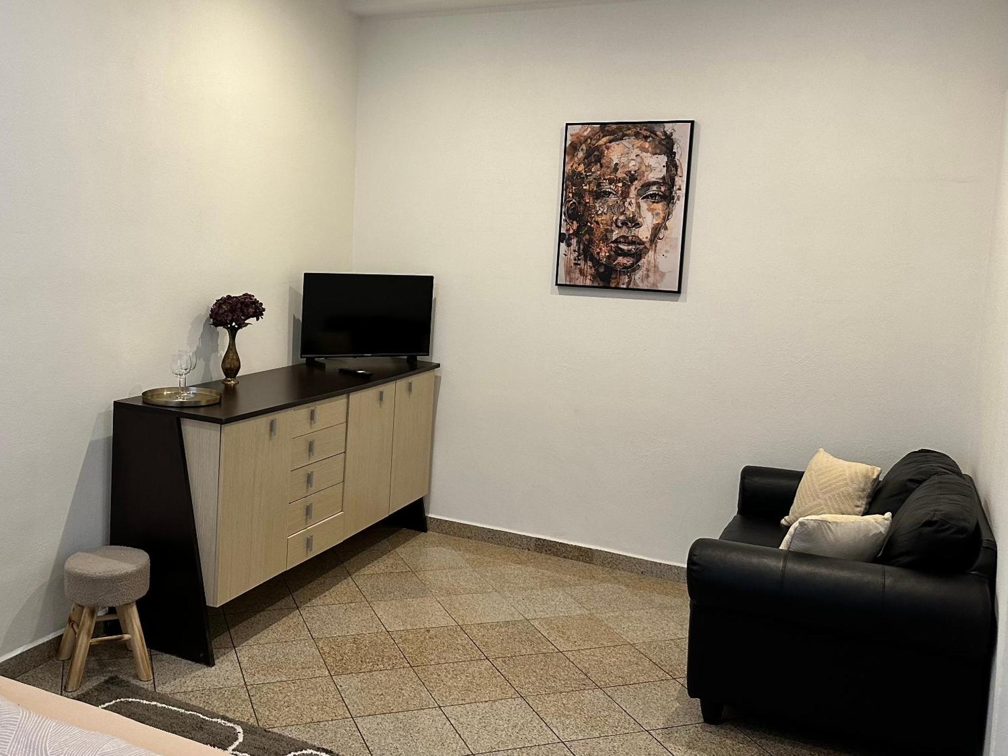 Newly Renovated 2 Rooms Apartment Downtown Litra Dış mekan fotoğraf